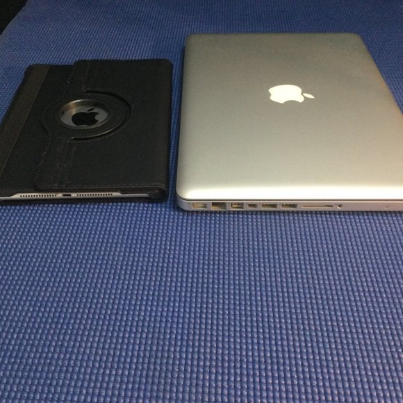 MacBook Pro 13" A1278 2012 2.5GHz Core i5 | 16 GB Ram/512B SSD | 64GB iPad Air 2 - Picture 12 of 15